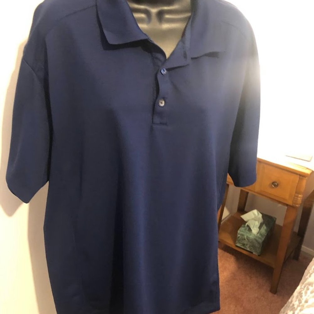 Nike men's golf shirt